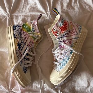 Converse High top sneakers